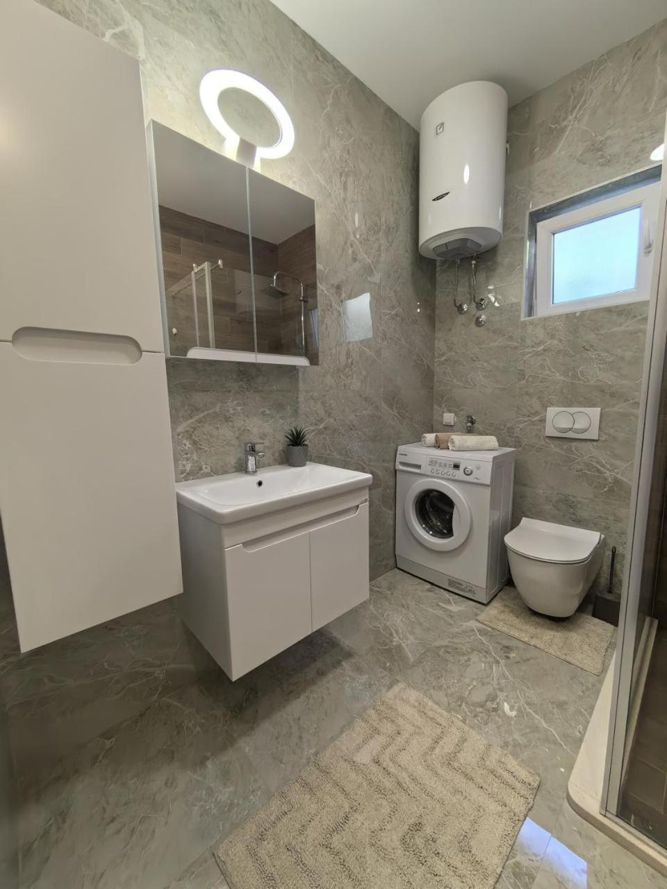 Sunny Hill - Parking - Fenced Garden - Luxury Loft Apartment Kotor Ngoại thất bức ảnh